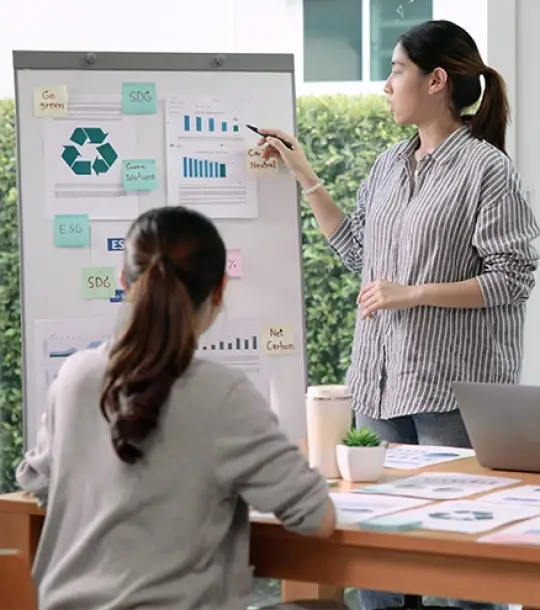 Research & Strategy-img2